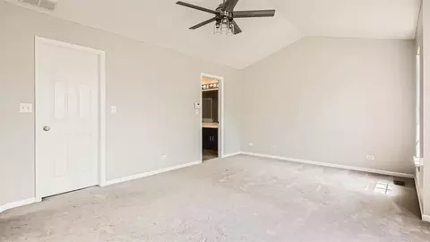 5330 Mardjetko Dr, Hoffman Estates, IL 60192 photo 24