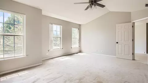 5330 Mardjetko Dr, Hoffman Estates, IL 60192 photo 23
