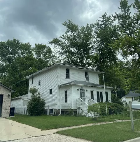 301 Sexauer Ave, Elgin, IL 60123