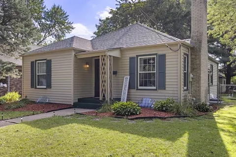 1716 N Court St, Rockford, IL 61103