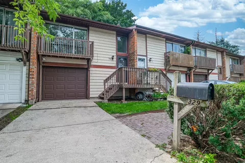 329 Grand Canyon Dr #1, Bolingbrook, IL 60440