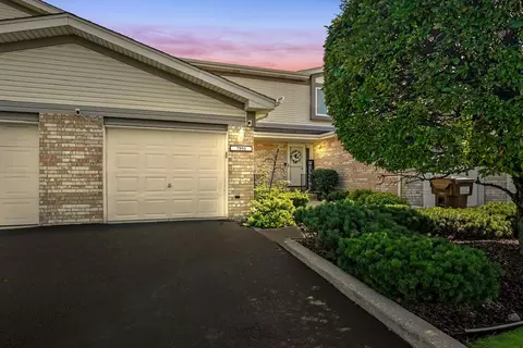 7951 160th St, Tinley Park, IL 60477