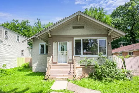 9615 S Beverly Ave, Chicago, IL 60643