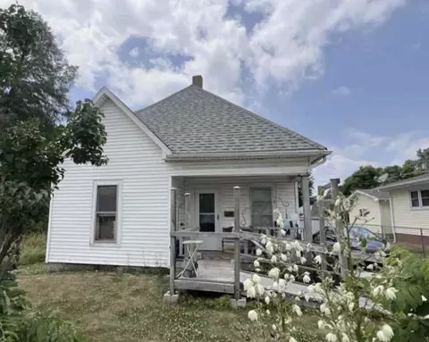 903 Forrest St, Danville, IL 61832