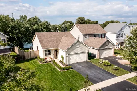 3115 Gloria Ln, Joliet, IL 60435