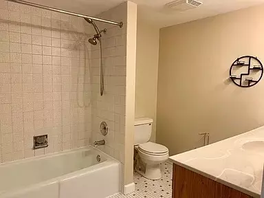 208 E Bailey Rd #D, Naperville, IL 60565 photo 5