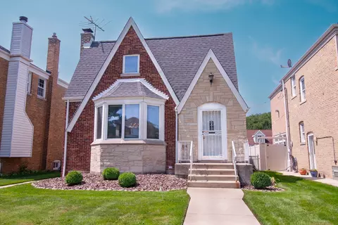 3328 N New England Ave, Chicago, IL 60634