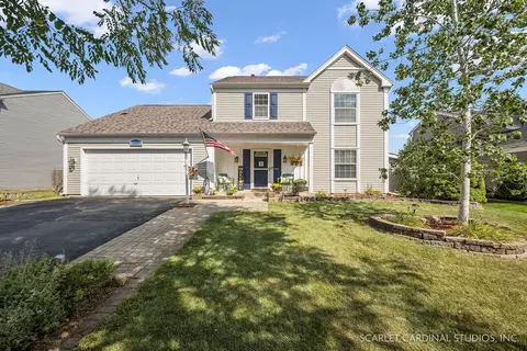 2695 Moss Ln, Aurora, IL 60504