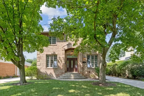 1236 Arbor Ave, Highland Park, IL 60035
