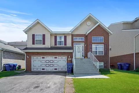 2901 142nd Pl, Blue Island, IL 60406