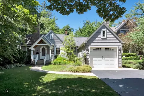 4832 Wallbank Ave, Downers Grove, IL 60515