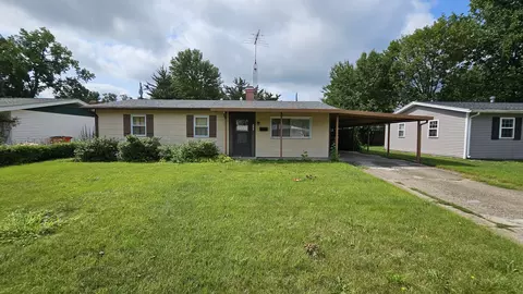 228 Tyler Dr, Arcola, IL 61910