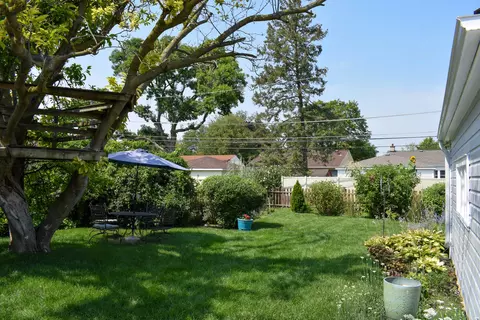 1296 Dennis Pl, Des Plaines, IL 60018 photo 21