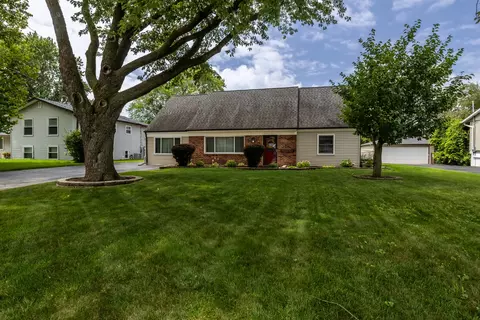 241 Cedarwood Ave, Bolingbrook, IL 60440