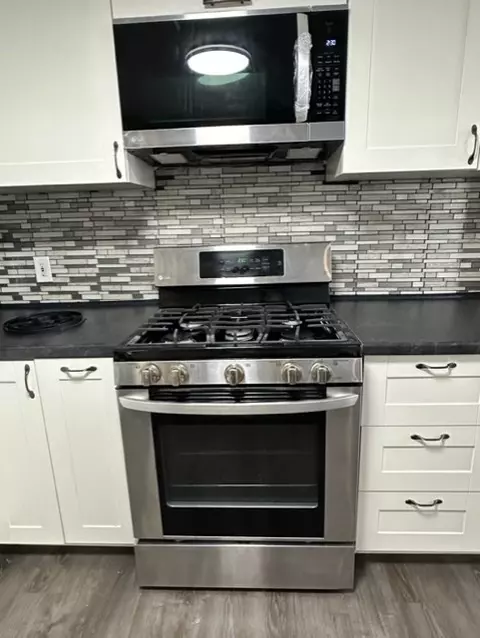 2433 Garden St, Joliet, IL 60435 photo 9