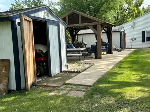2433 Garden St, Joliet, IL 60435 photo 24