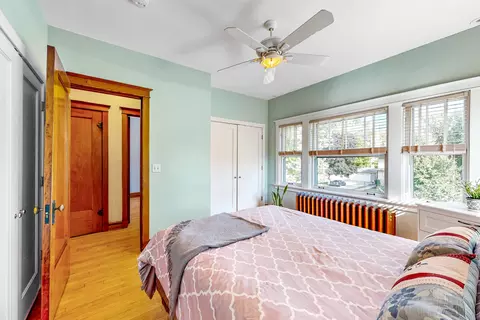 692 Laurel Ave, Des Plaines, IL 60016 photo 17