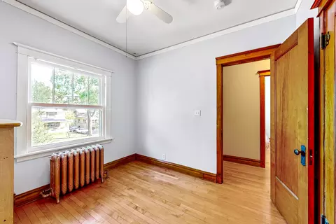 692 Laurel Ave, Des Plaines, IL 60016 photo 22