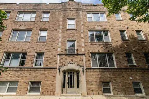 3654 W Berteau Ave #G, Chicago, IL 60618