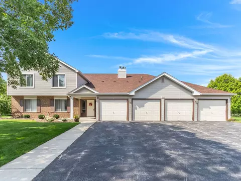 7010 Dover Ct #29-204, Woodridge, IL 60517