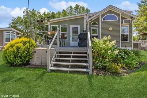 124 Largemouth Ln, Wilmington, IL 60481