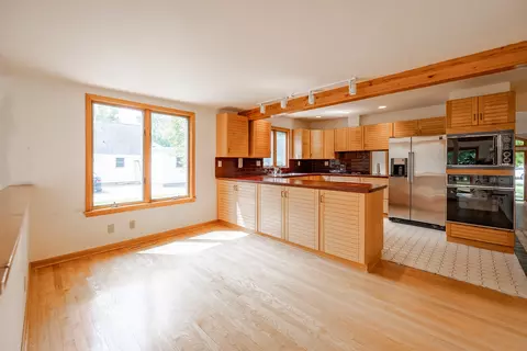 620 Normal Rd, Dekalb, IL 60115 photo 14