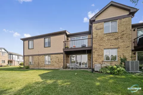 304 Memory Ln #2, Westmont, IL 60559 photo 24