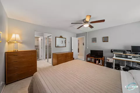 304 Memory Ln #2, Westmont, IL 60559 photo 12