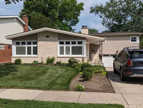 1800 Glenview Ave, Park Ridge, IL 60068