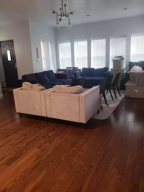 6638 S Artesian Ave, Chicago, IL 60629 photo 3