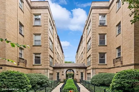 1733 W Balmoral Ave #1A, Chicago, IL 60640
