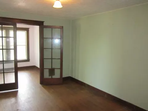 16 E Wayne St, Freeport, IL 61032 photo 13