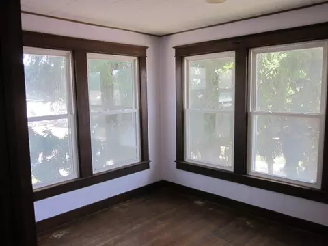 16 E Wayne St, Freeport, IL 61032 photo 14