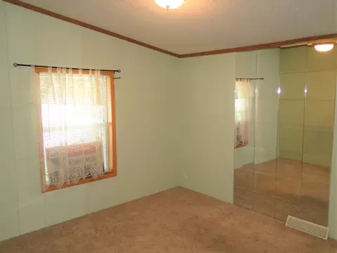 26 Maple St, Minooka, IL 60447 photo 11