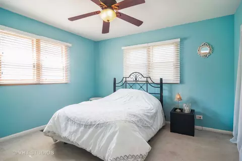640 Mohave St, Hoffman Estates, IL 60169 photo 8