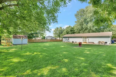 11 Circle Dr, Saybrook, IL 61770 photo 28