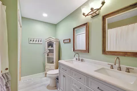 11 Circle Dr, Saybrook, IL 61770 photo 20