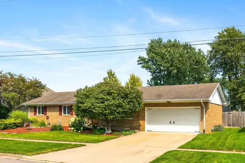 1404 N Walnut St, Normal, IL 61761 photo 3