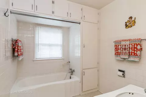 2320 Colby Dr S, Mchenry, IL 60050 photo 17