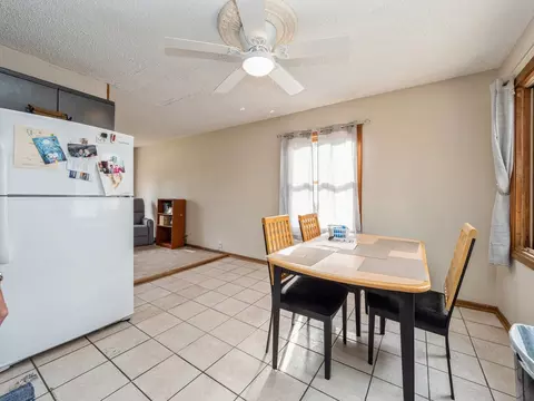 14 E Pine St, Streamwood, IL 60107 photo 5