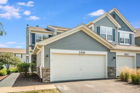 2518 Golf Ridge Cir #2518, Naperville, IL 60563