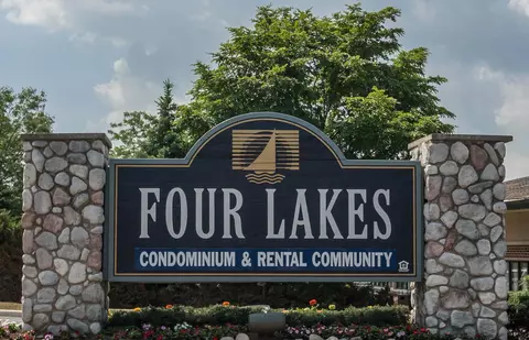 6020 E Lake Dr #3A, Lisle, IL 60532