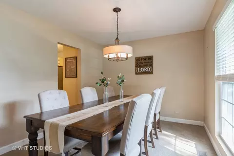 1880 Peach Tree Ln, Algonquin, IL 60102 photo 5