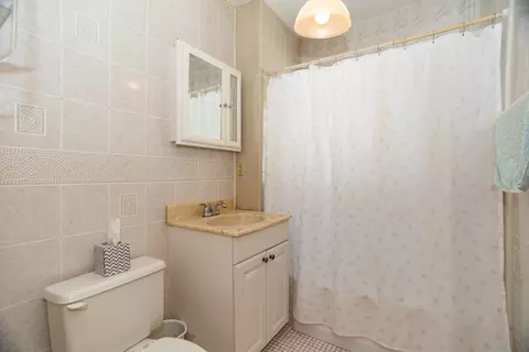 4437 N Albany Ave, Chicago, IL 60625 photo 23