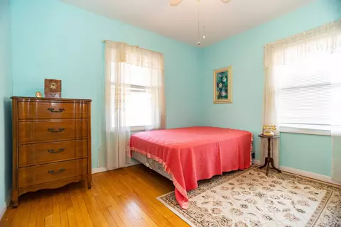 4437 N Albany Ave, Chicago, IL 60625 photo 21