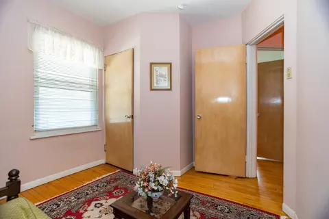4437 N Albany Ave, Chicago, IL 60625 photo 20