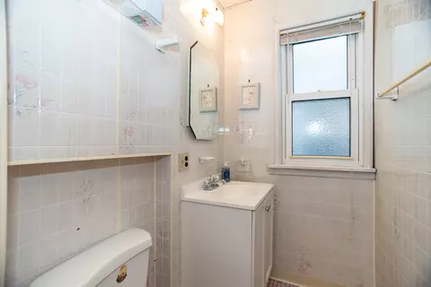 4437 N Albany Ave, Chicago, IL 60625 photo 15