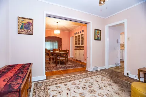 4437 N Albany Ave, Chicago, IL 60625 photo 14