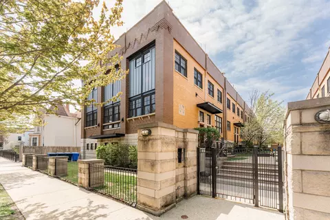 2060 N Stave St #9, Chicago, IL 60647