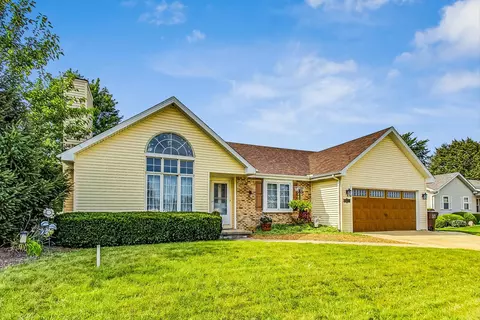 547 S Walnut St, Manteno, IL 60950